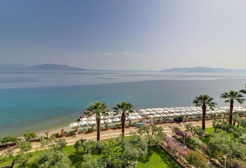 فندق Calamos Beach Family Club