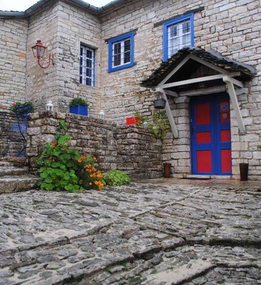 בית מלון כפרי Orestis House