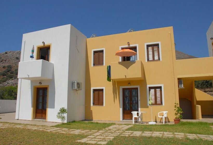 בית מלון כפרי Tilos Fantasy