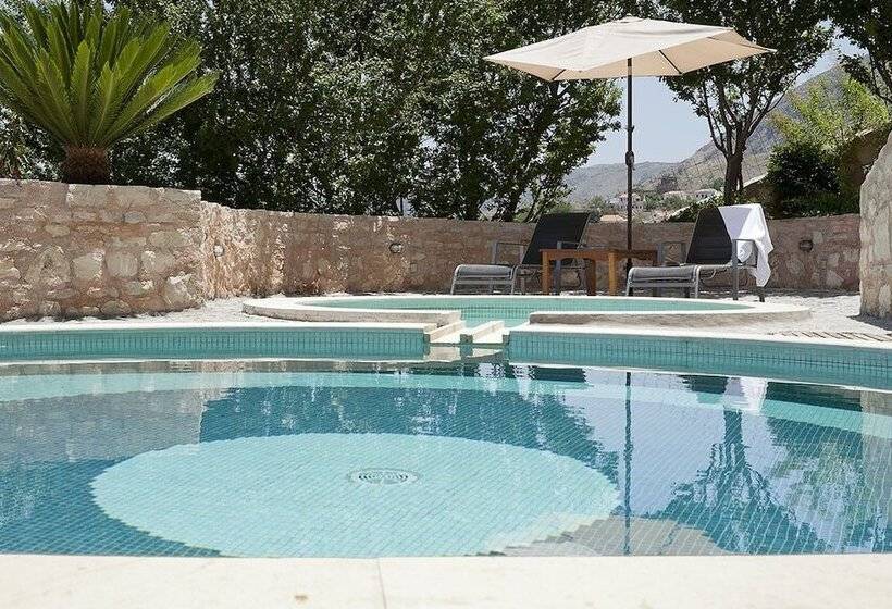 Kastellos Village   Central Complex