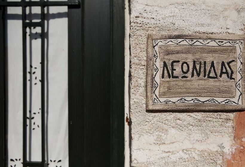 Kastellos Village   Central Complex