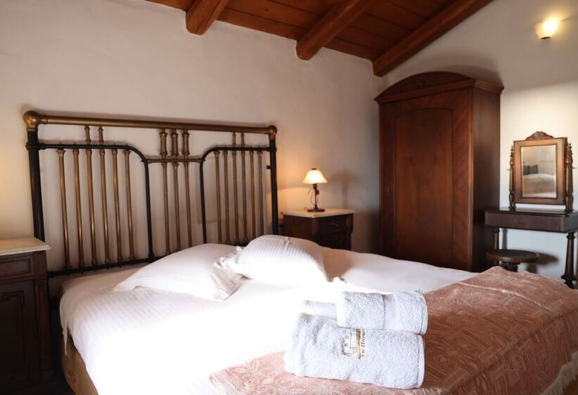 Lithos Stone Suites