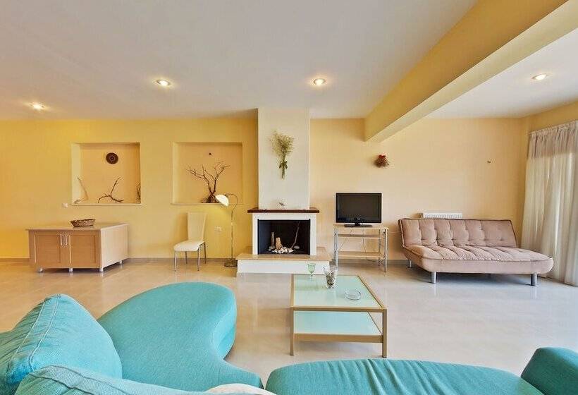 Matina's Residence
