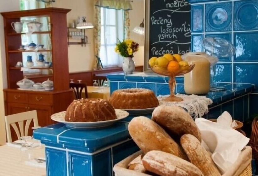 فندق Babiččina Zahrada Penzion & Restaurant