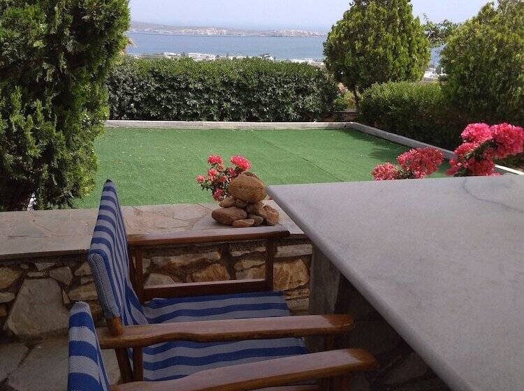 فندق Dryades Family