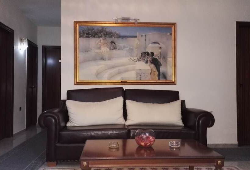 هتل Filippos