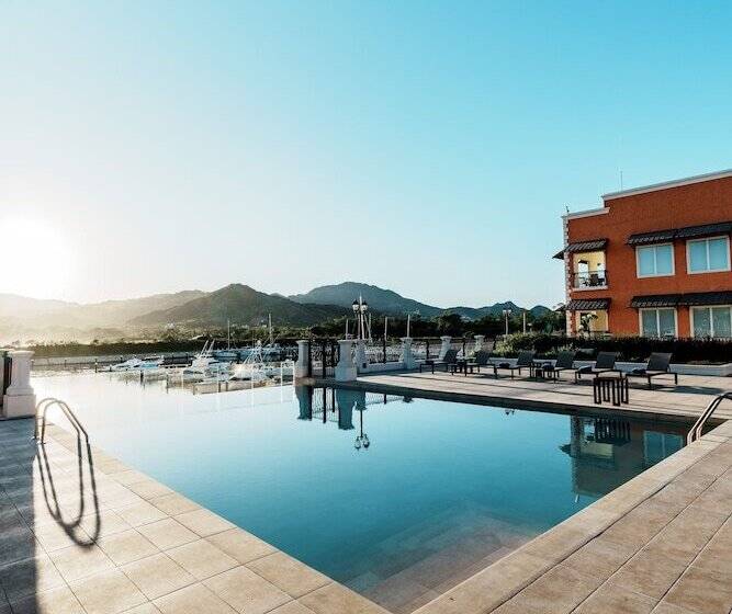 فندق Flamingo Marina
