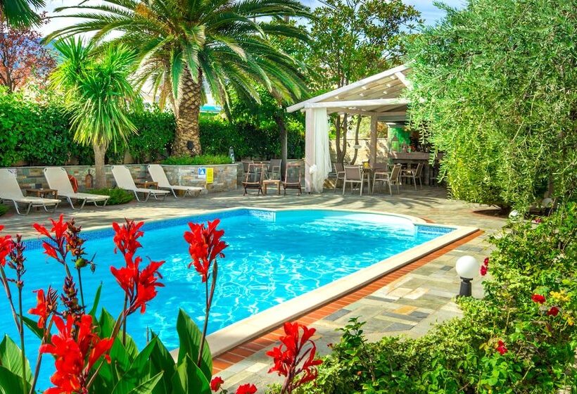 هتل Luxury Villa Fotini