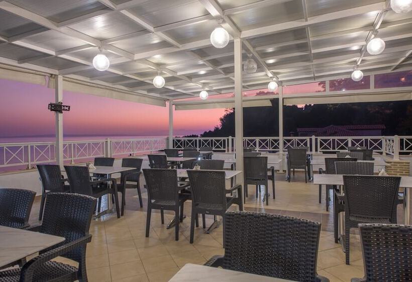 هتل Nefeli Beach