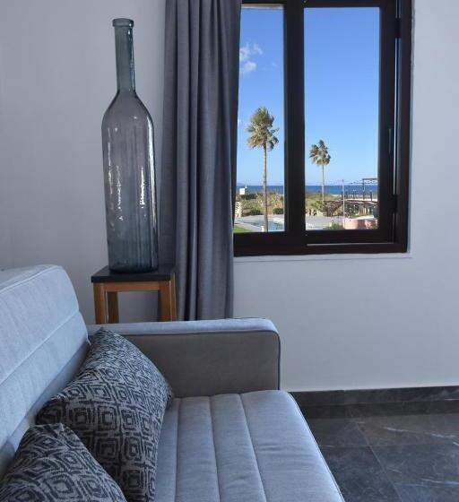 هتل Odos Oneiron Tavronitis Bay