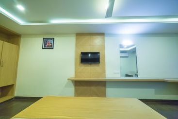 هتل Oyo Premium Baga Titos Lane