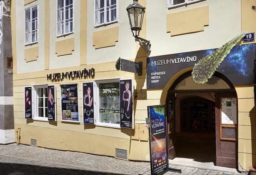 هتل Residence Muzeum Vltavinu