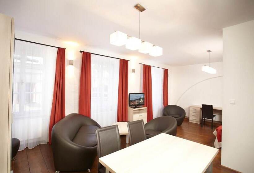 هتل Residence Muzeum Vltavinu