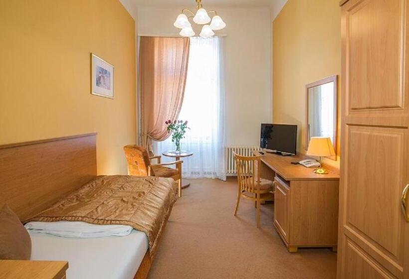 هتل Savoy Spa & Kur