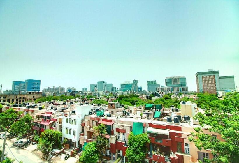 فندق Staayz Premium Gurgaon