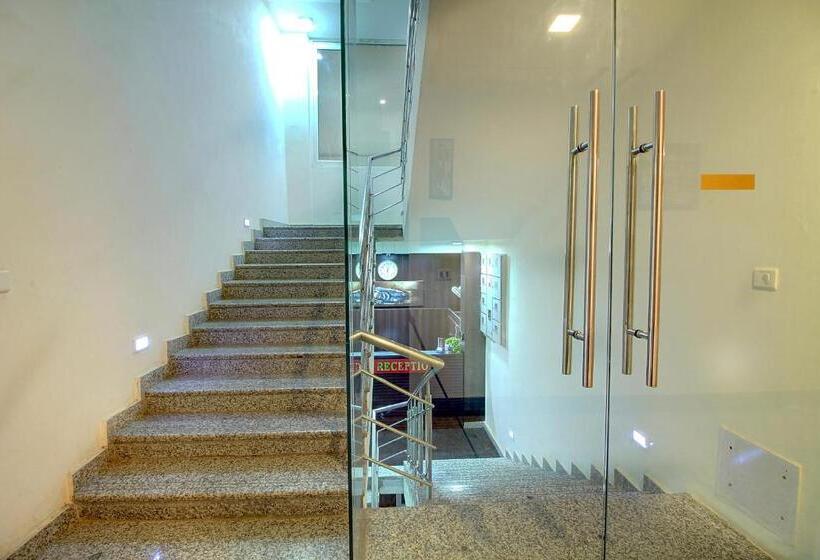 فندق Staayz Premium Gurgaon