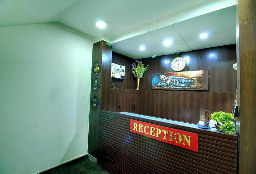 فندق Staayz Premium Gurgaon