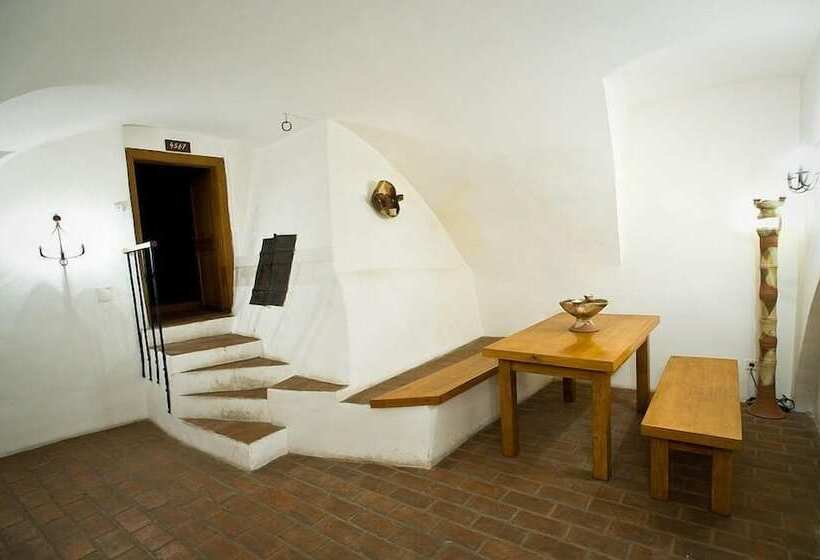 هتل U Maleho Vitka