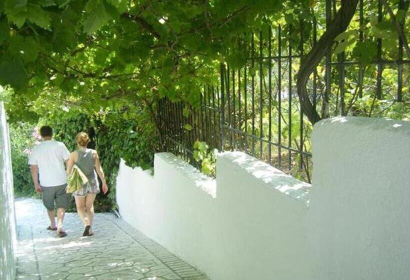 هتل Villa Elpiniki