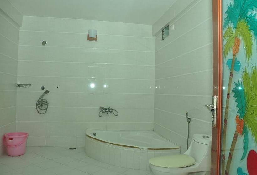 Pappukutty Beach Resort