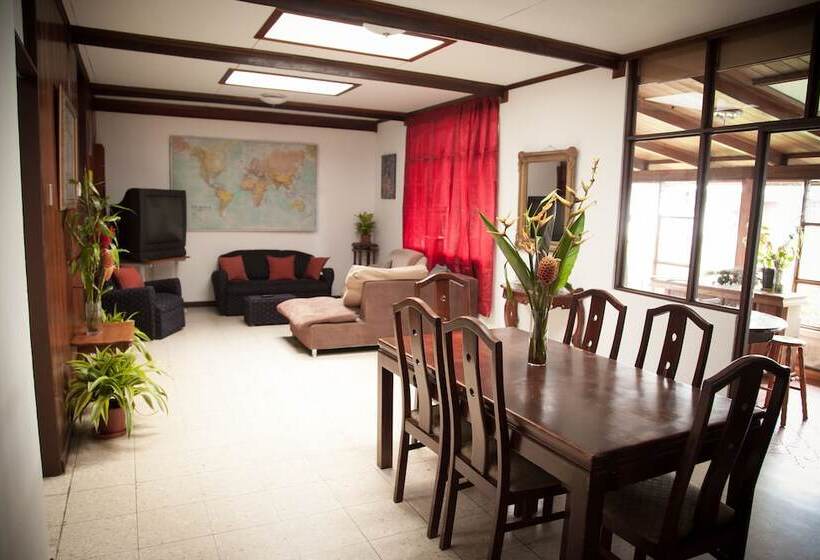 פנסיון Casa Kibi Kibi