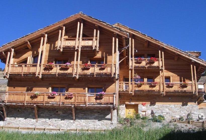 Bed and Breakfast Chalet Le Pot De Miel