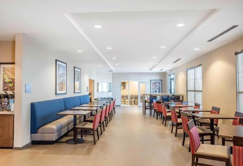 בית מלון כפרי Comfort Inn & Suites Sidney I 80