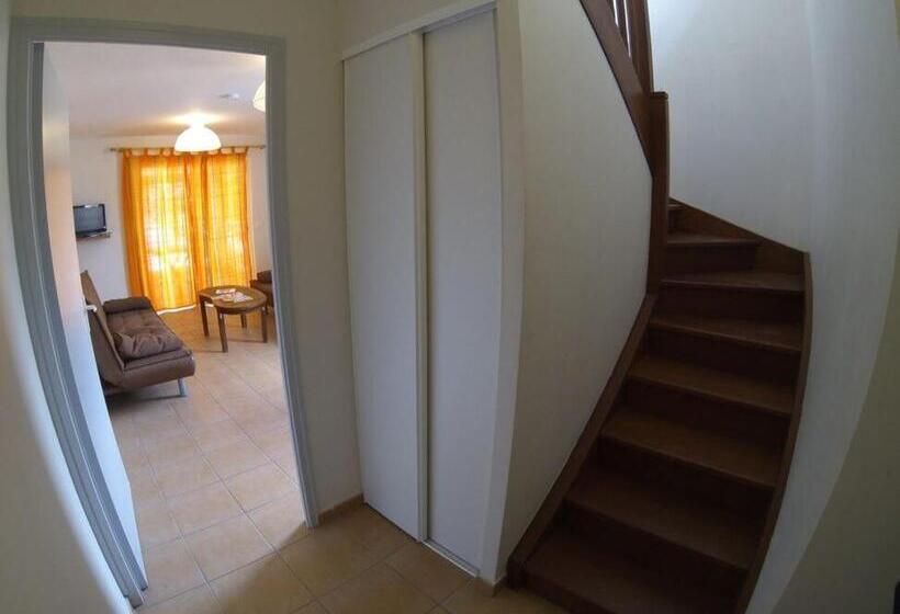 Hotel Courbaril Village