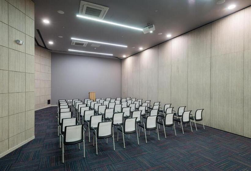 هتل Crowne Plaza Barranquilla, An Ihg