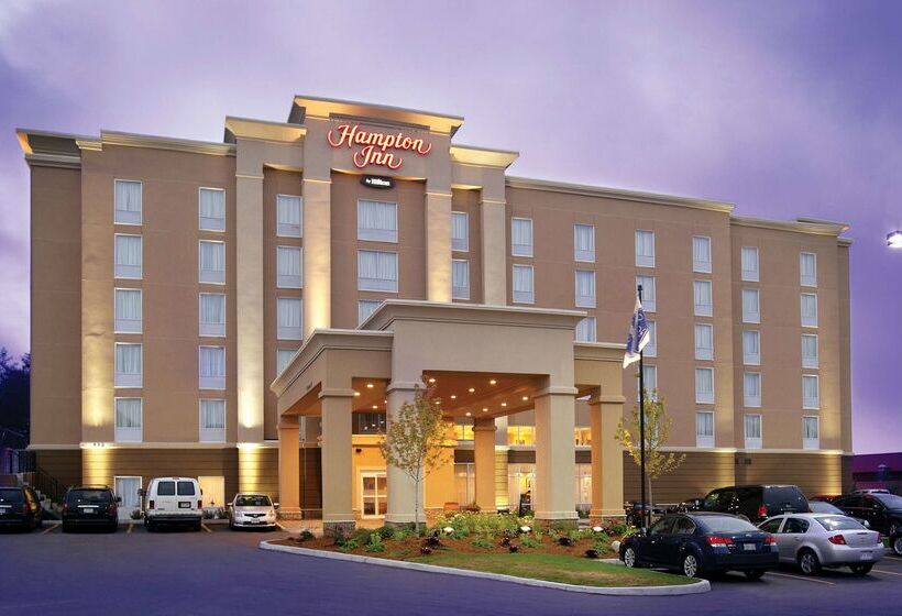 هتل Hampton Inn North Olmsted Cleveland Airport