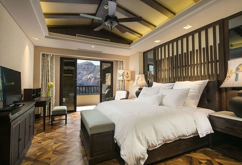 فندق Hilton Sanqingshan Resort