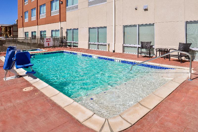 בית מלון כפרי Holiday Inn Express & Suites   Van Horn, An Ihg