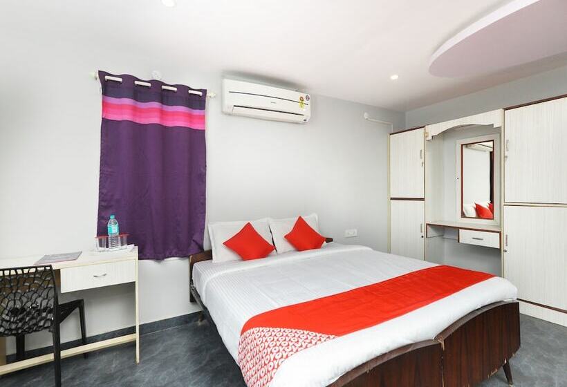 هتل Nakshatra Serviced Apartments-bawa Road