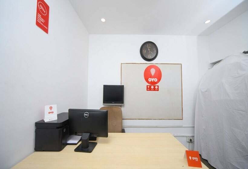 هتل Nakshatra Serviced Apartments-bawa Road