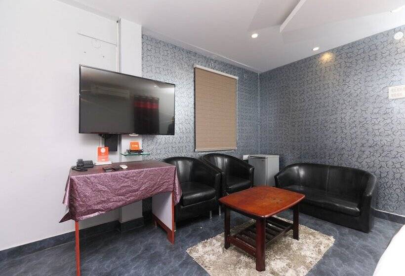 هتل Nakshatra Serviced Apartments-bawa Road