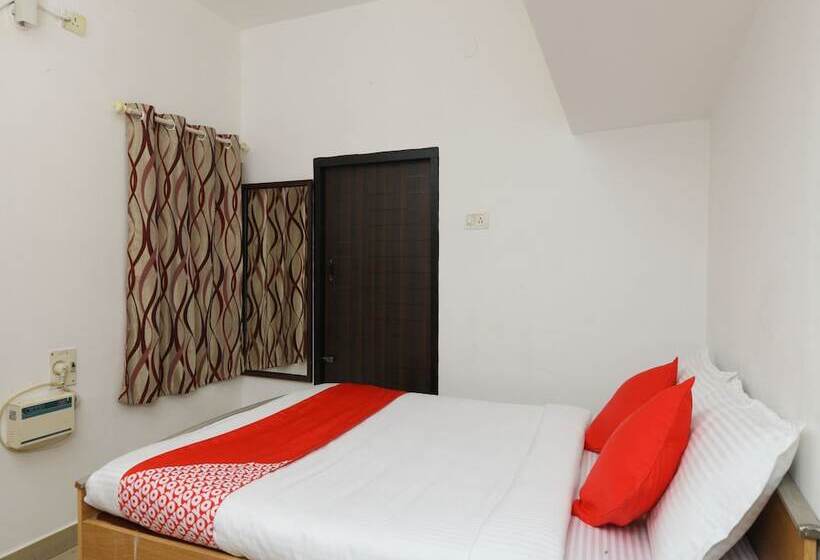 هتل Nakshatra Serviced Apartments-bawa Road