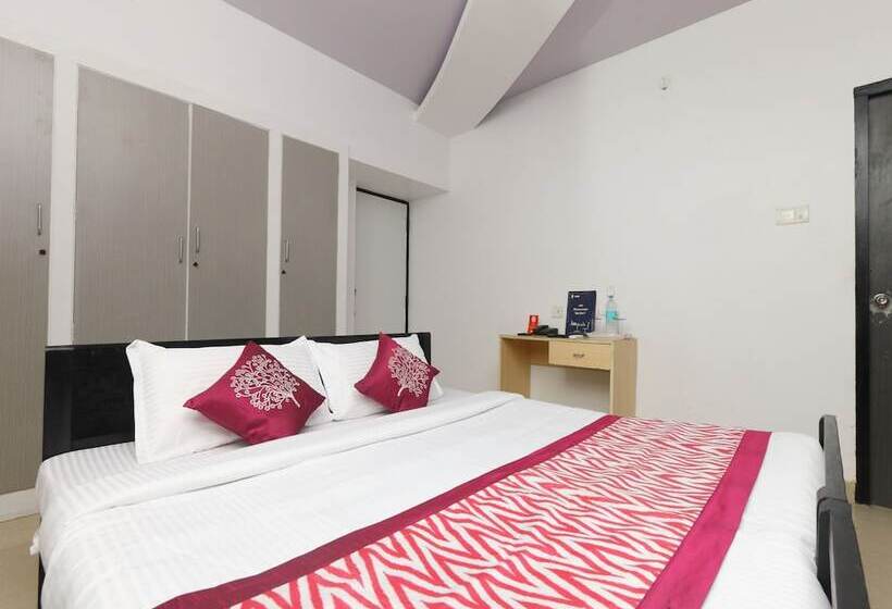 هتل Nakshatra Serviced Apartments-bawa Road