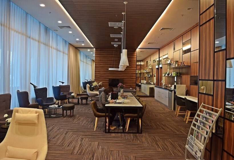 هتل Somerset Damansara Uptown Petaling Jaya