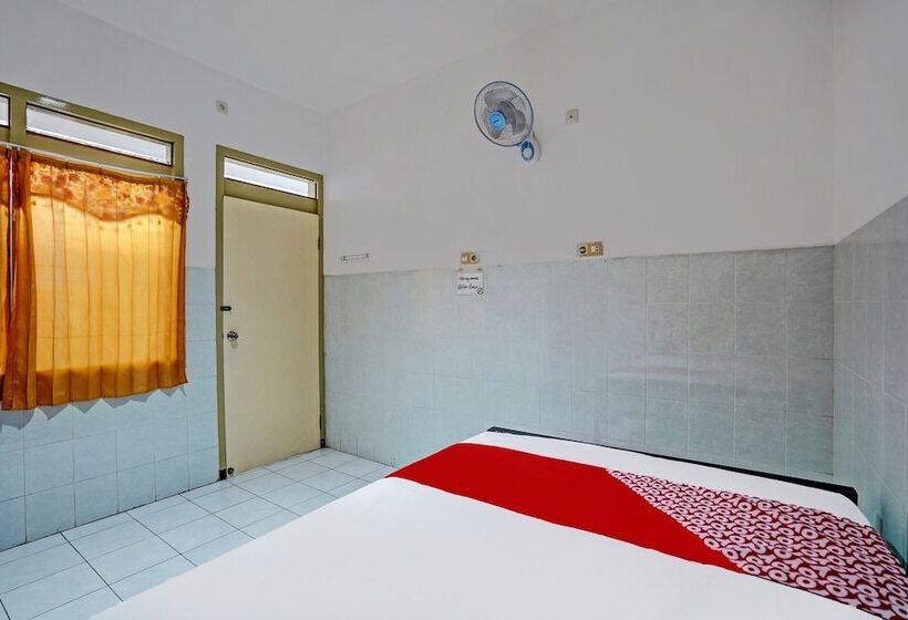 ホテル Raya Permai Homestay Syariah By Oyo