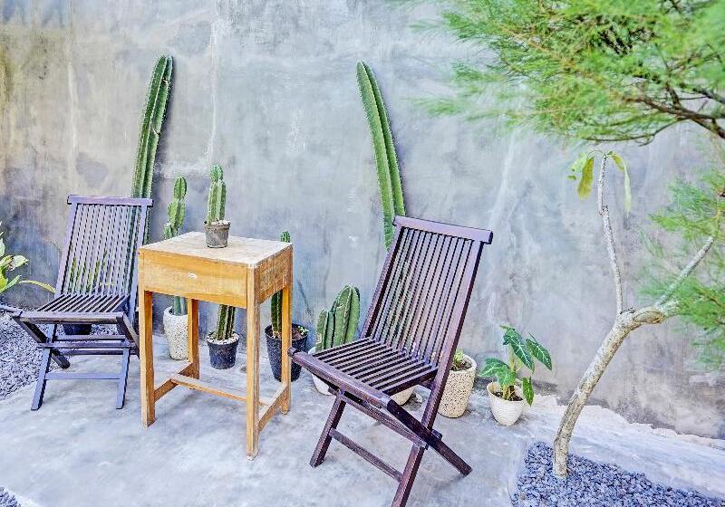 ホテル Reva Residence Syariah By Oyo