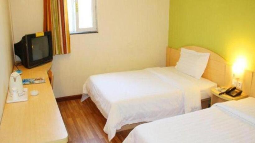 ホテル 7 Days Inn Xinning Langshan Avenue Western Bus Station