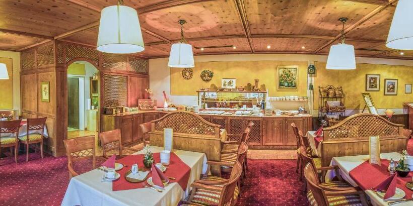 Отель Glockenspiel