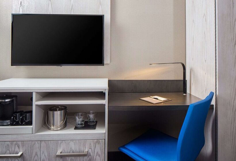 호텔 Doubletree By Hilton  New York Times Square West