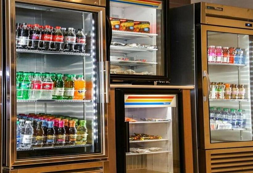 فندق Holiday Inn Express & Suites Kingston Ulster, An Ihg