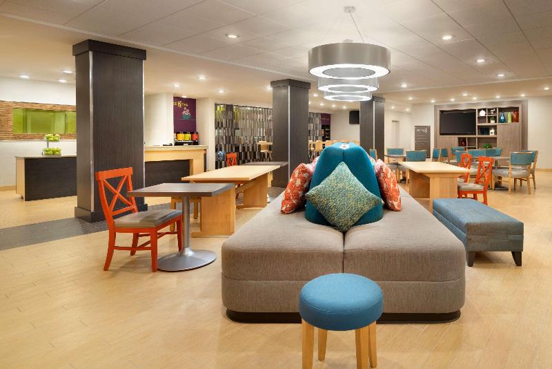 هتل Home2 Suites By Hilton Roanoke, Va