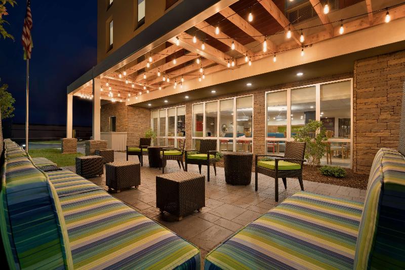 هتل Home2 Suites By Hilton Roanoke, Va