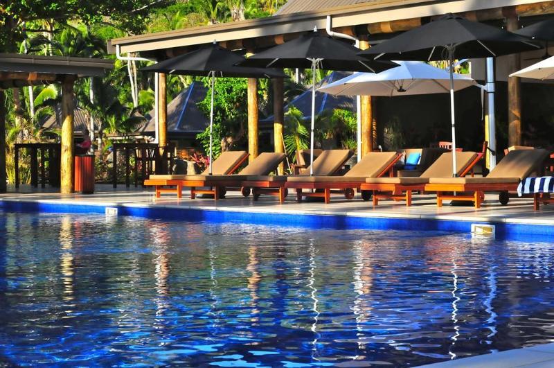 هتل Paradise Cove Resort