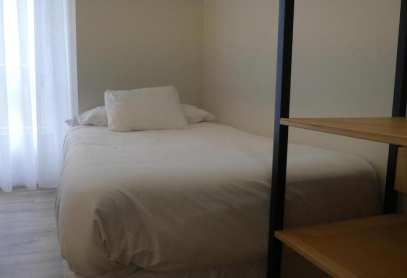 هتل Plaza Pombo B&b   Hostal