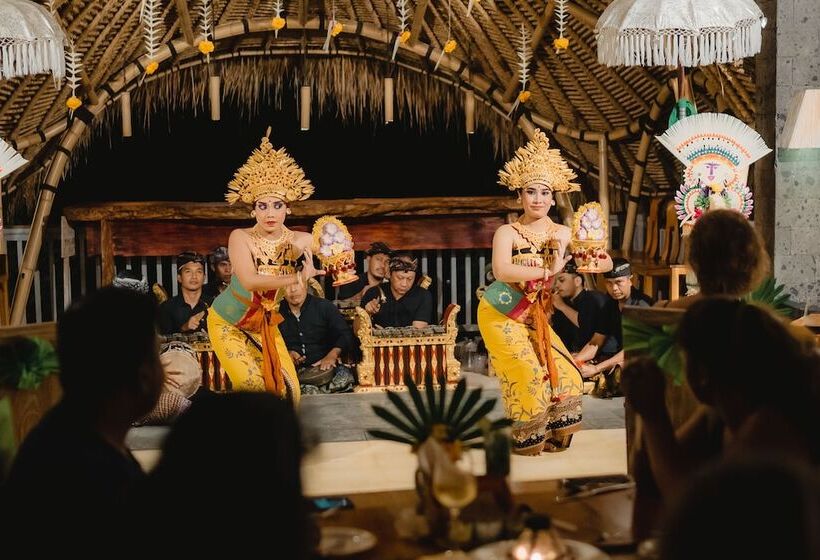 هتل The Alena Resort A Pramana Experience