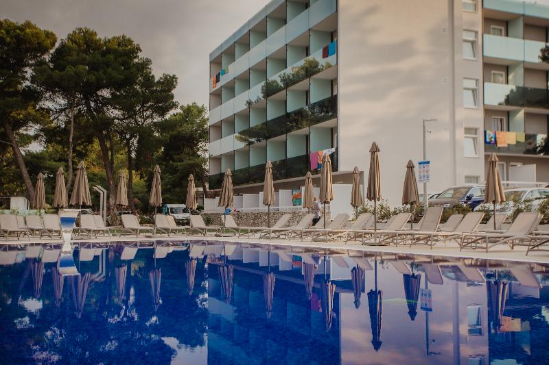 هتل Villas Arausana & Antonina